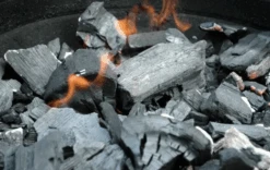 Black Ranch Houtskool Quebracho 15 Kg -Big Green Egg Winkel black ranch houtskool quebracho 15 kg 1